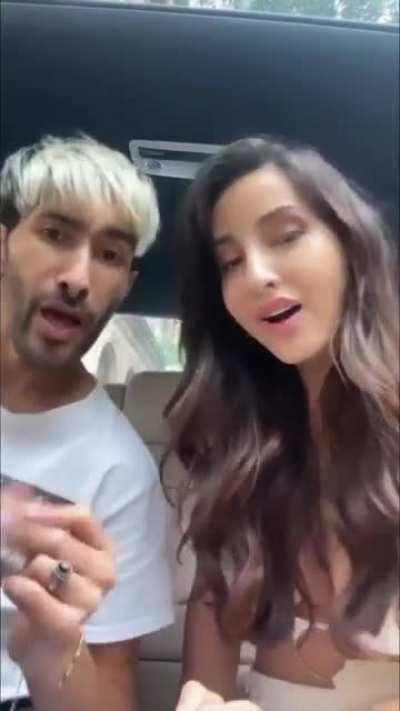 How stunning is she 😍 😍 😍