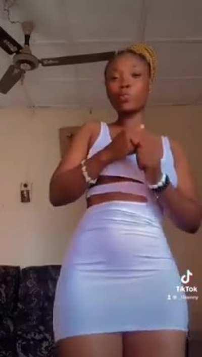 slim-thick with a pleasant surprise at the end