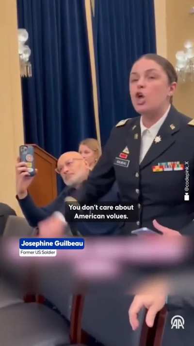 Just when this video started going viral in r/nextfuckinglevel it got deleted after zionists mass reported it so i will post it here. Former U.S. intelligence officer and soldier Josephine Guilbeau criticized her USA’s unconditional support for Israel dur