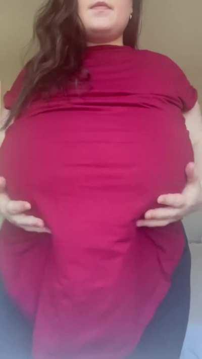 with big boobs, comes big responsibilititty (OC)