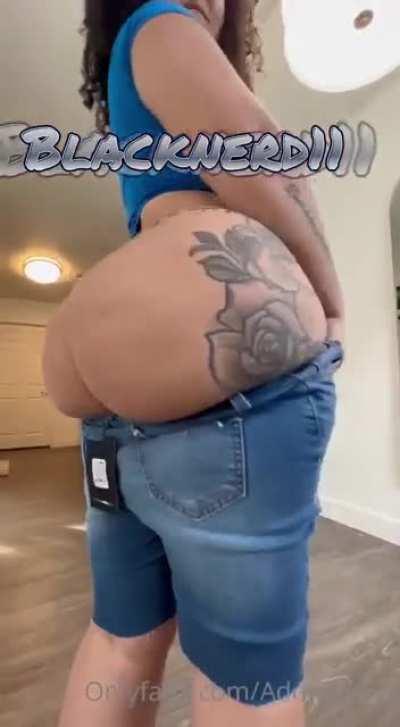 HMU on telegram @Blacknerd11 for Teen Links📲🛍 NO TRADES❌