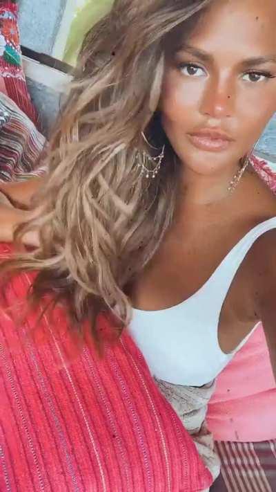 She is so fucking hot