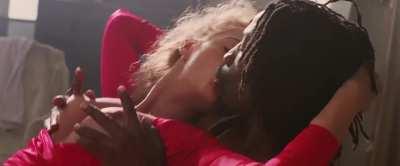 Elizabeth Berkley - Showgirls (1995)