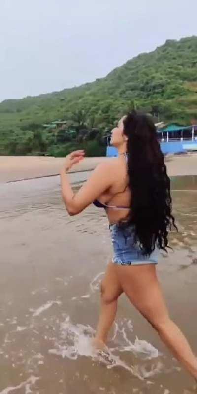 That figure 🔥🔥