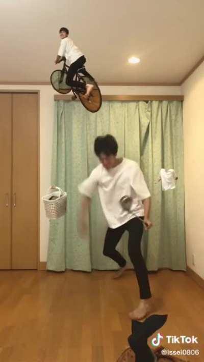 The moves on this guy!