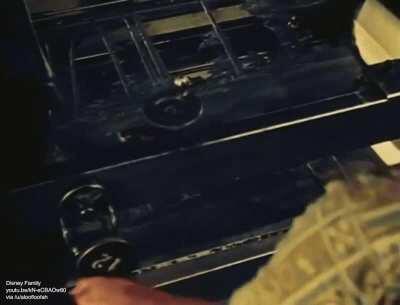 How Disney's multiplane camera worked