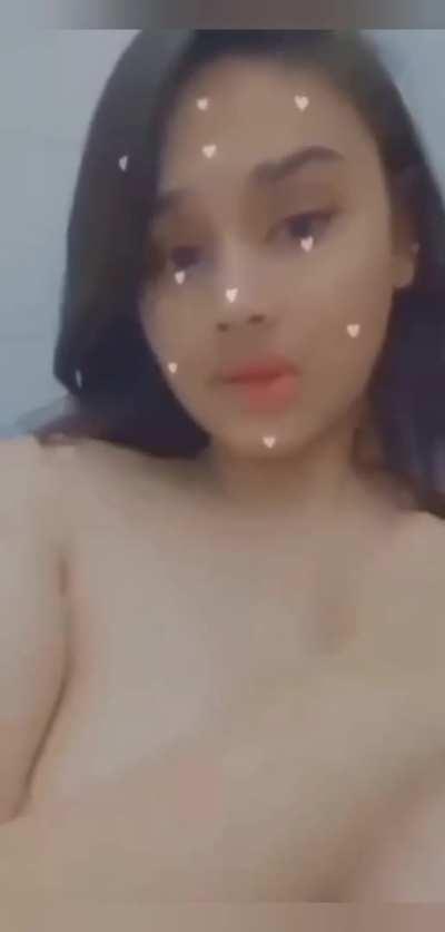 Gorgeous I N D I A N - B A B E pictures n videos (comments)