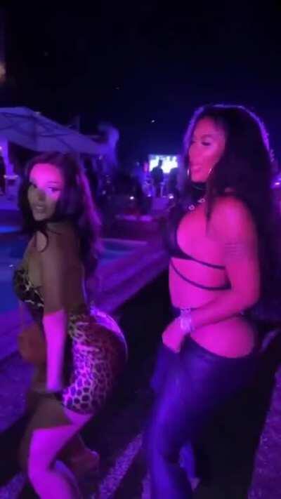 Doja x Chinese Kitty