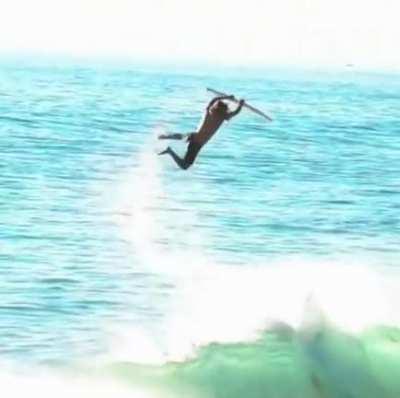 This guy can surf!!!