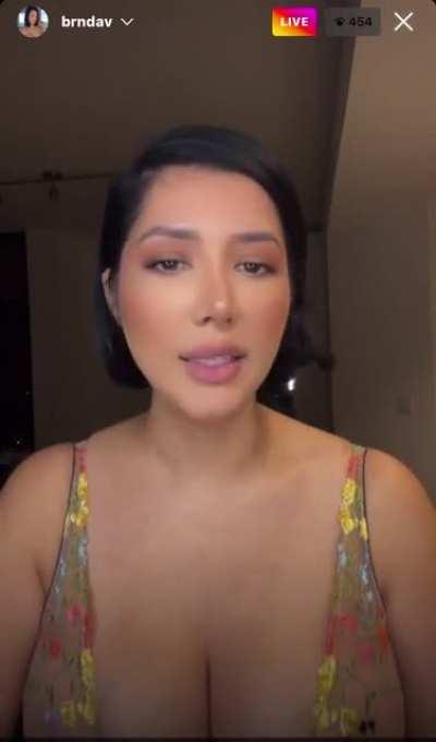 got y’all with the full clip 🤝 I’ll see what else I can crop. It was like 7min long I think