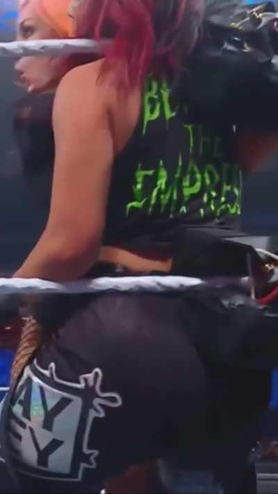 Should My Face Be That Turnbuckle