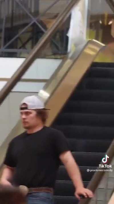 And now they both like bananas