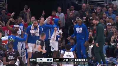 [Highlight] Th3o Pinson hits the triple and the Dallas bench loves it