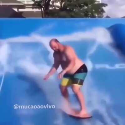 WCGW surfing even though you have 0 skills