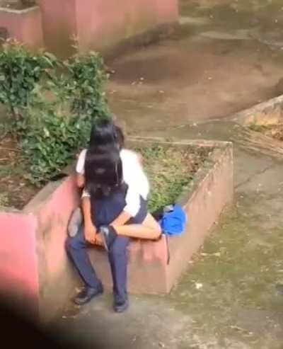 Arey konsa school ha ye?🤔