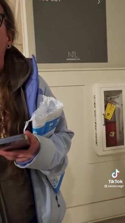 Karen accuses black man of stealing her package, then calls the police.