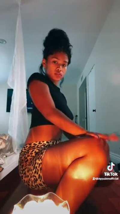 Yh she could ride all day long 😩