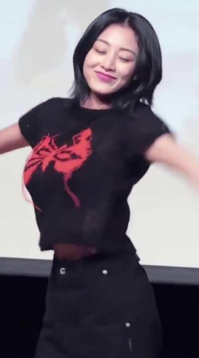 TWICE - Jihyo 🔥