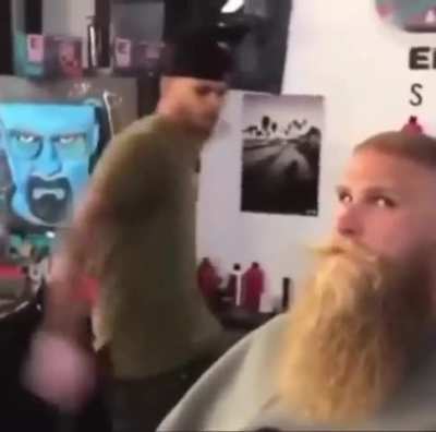 Bro who made this!?!? 😭😭😭😭