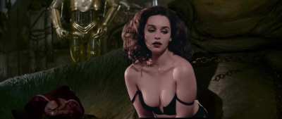 Qi’ra in Jabba’s clutches 