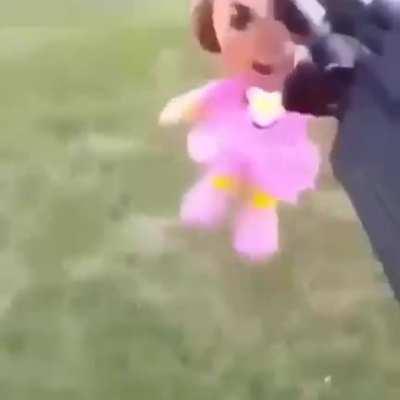 Dora dies