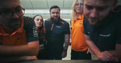 Tails gets the right idea 😌😏☺️