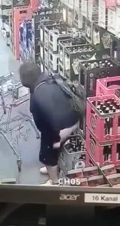 Typical westoid doing civilised things.