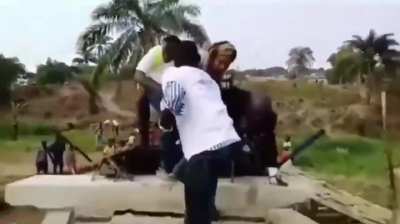 Newly constructed walking bridge collapses upon inauguration in Congo