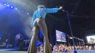 Lainey Wilson (92.5 XTU Anniversary Show), Part 1