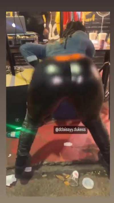 Daissyy.dukess (@daissyy.dukess)