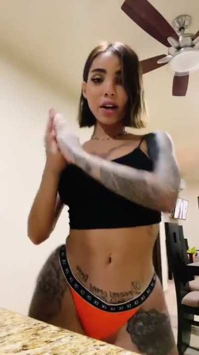 El putito d kim huerta bailado muy putito lame verga 🔥🔥🔥t gusta cómo se ve el wey comenta