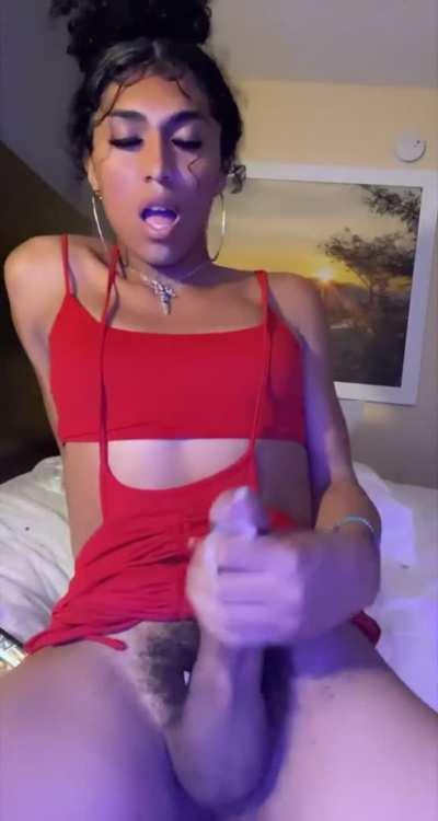 Cumshot from the beautiful Tlavont