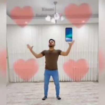 Chad shows his loyalty to Xiaomi over Samsung or Apple