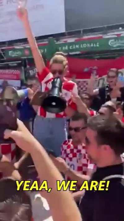 Based Cronazis rooting using Ustashe salute