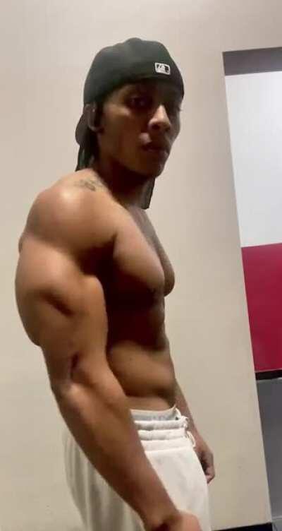 8 weeks away from my first show!!! I really hope I do good!!!