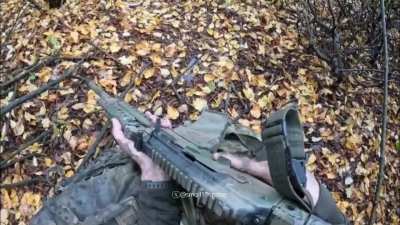 Ukrainian soldiers of the 25th separate airborne brigade showed the situation in the air in the Pokrovsk region and filmed an attack by Russian FPV drones while moving to their positions, fortunately no one was injured. Published 11.10.2025