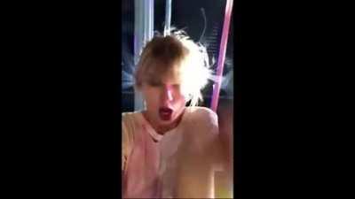 Our goddess goes braless