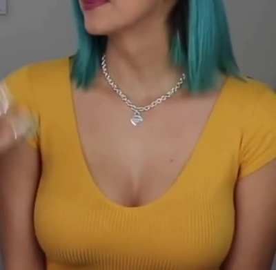That Yellow&Blue top will always be my favorite [Old]