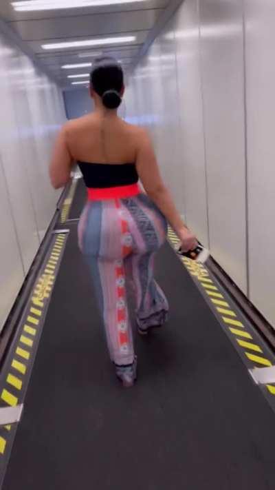 Obsessed with her ass