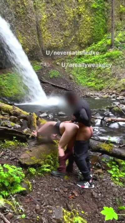 u/areallyweakguy made me wetter than a waterfall