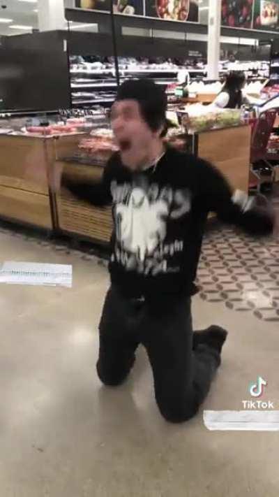 ‘No one’ cares! 🥹