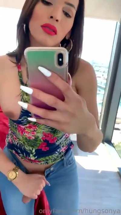 Those jeans are gonna struggle