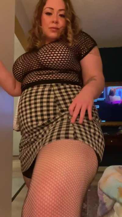 Would you use a chubby girls mouth at the glory hole? :) I can’t help but live a truly perverted life…