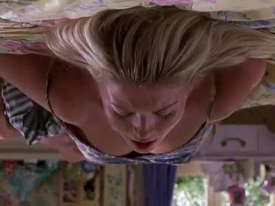 Tara Reid has a cute moan face