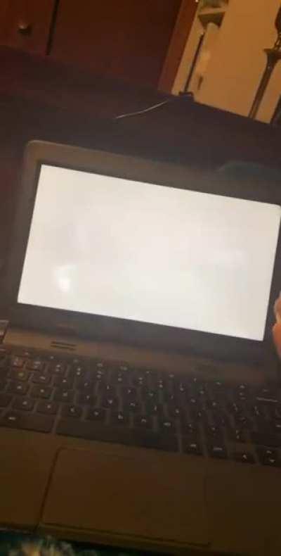 School Computers Tho