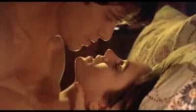 Jennifer Connelly's pressing tits