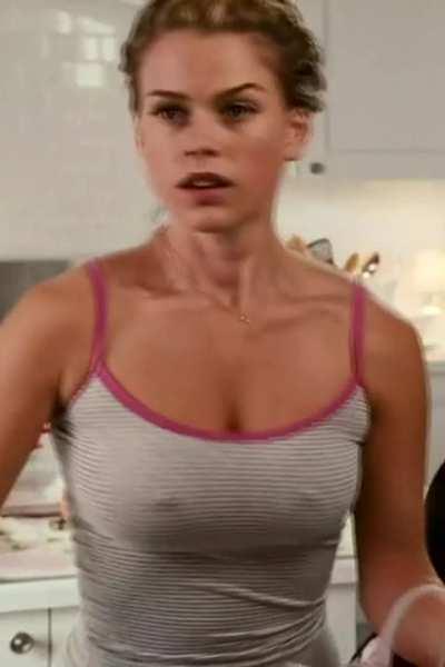 Alice Eve