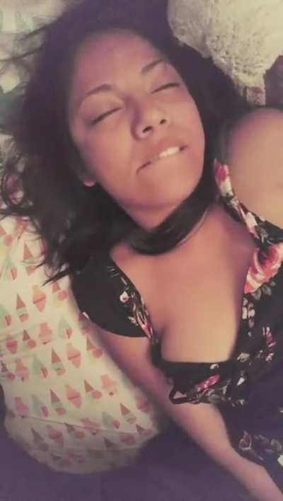 Getting slapped makes her cum (I don't have source sorry)