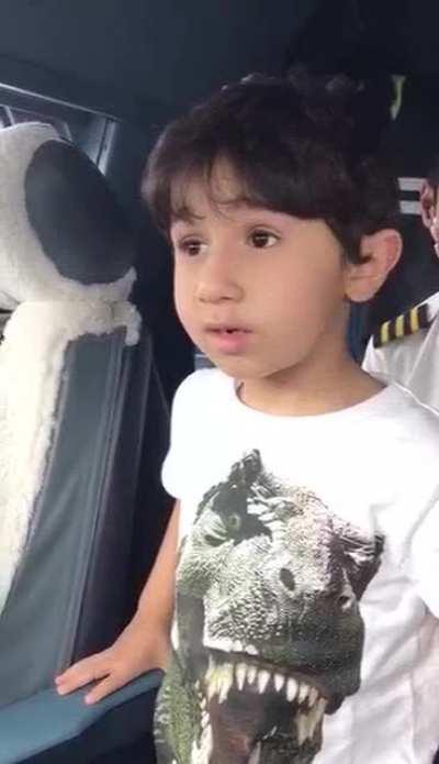 Kid amazes pilots with aircraft knowledge!