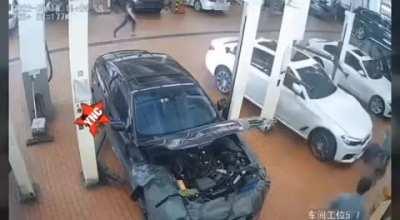 Bad day at the mechanics